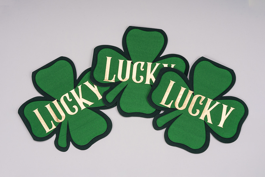 Holiday-shaped Napkin Holiday-shaped Napkin