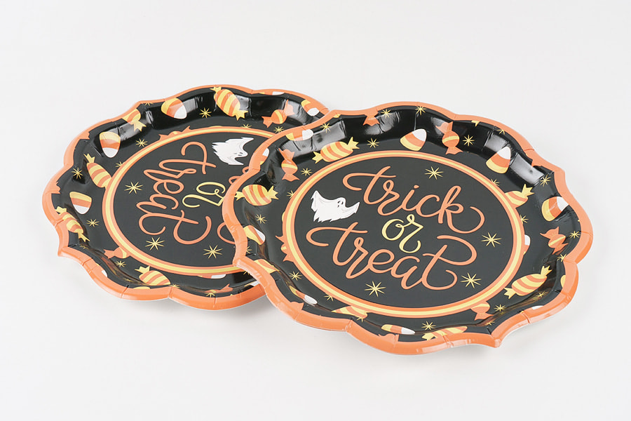 Custom-shaped Paper Plates Custom-shaped Paper Plates