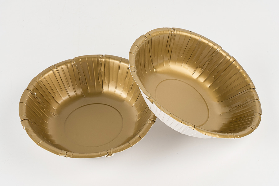 Gold-stamped Paper Plates Gold-stamped Paper Plates